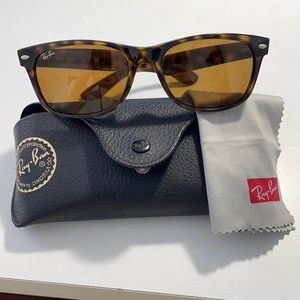 Ray Ban Tortoiseshell Wayfarer